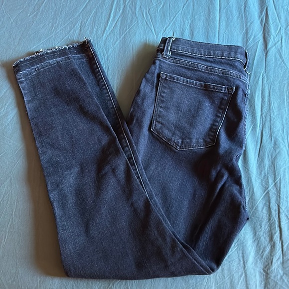 Dark wash BR Skinny jeans - Picture 1 of 2